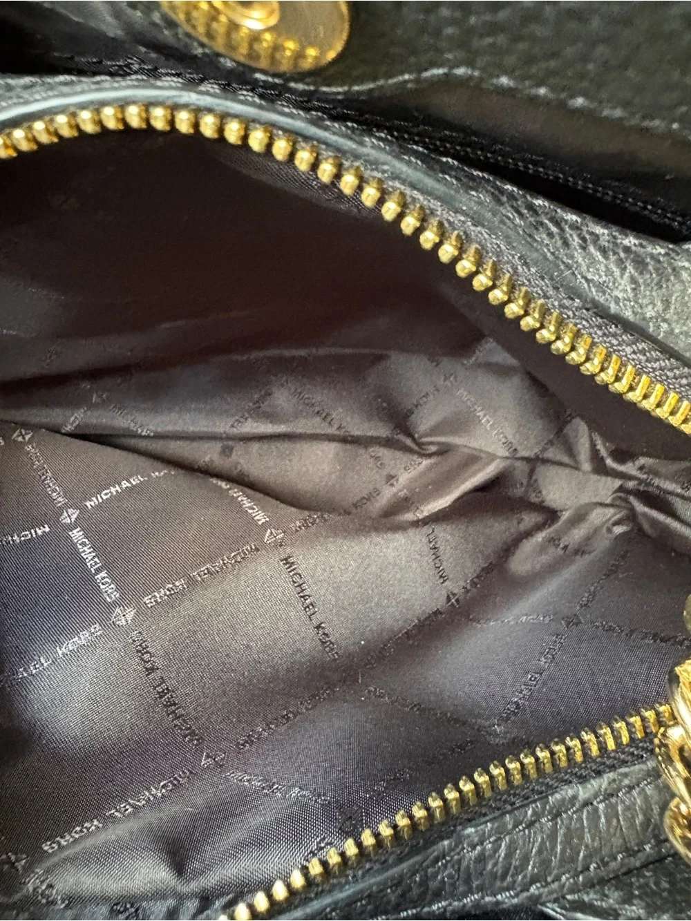 MICHAEL KORS Jet Set Chain Handbag
